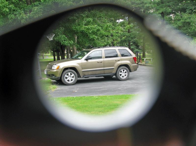 jeepsidespyhole.jpg