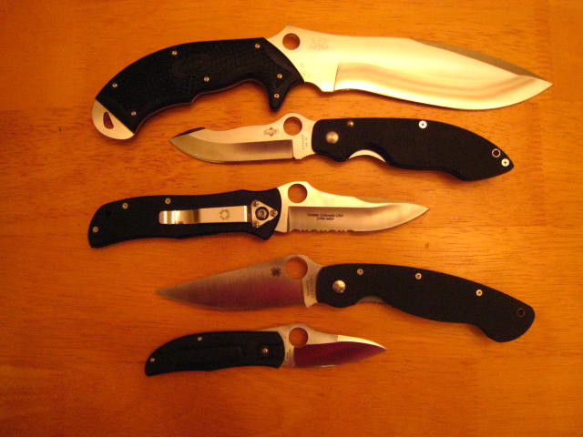 Spyderco Family.jpg