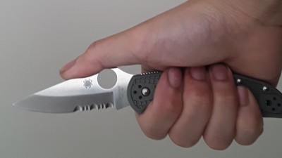 &quot;Filipino grip&quot; with Delica 4