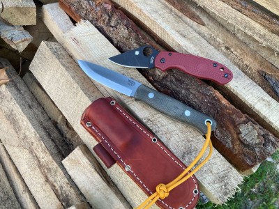 SNK para 3 lw and BRKT Bushcrafter.JPG