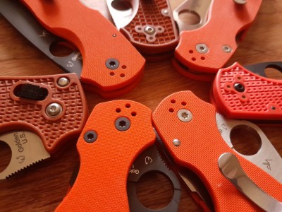 orange_spyderco_2022_01.jpg