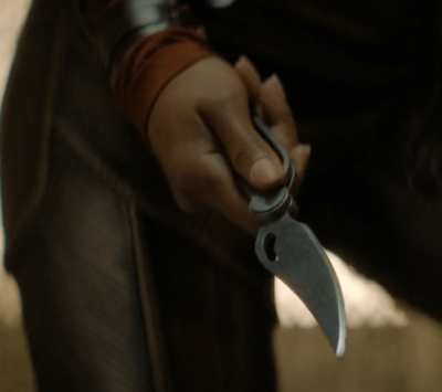 what-knives-are-used-in-dune-prophecy-v0-37ah8kjkmg7e1.png