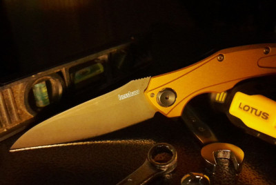 kershaw_bareknuckle_20cv_04.jpg