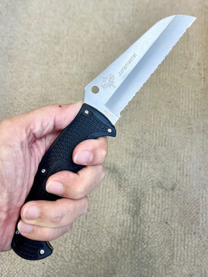 Fixed blade Friday : Jumpmaster from 2014.